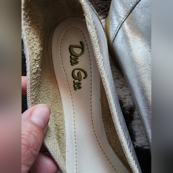 "DEE GEE" WOMEN'S 60'S LEATHER FLATS - SILVER - Picture 5 of 6